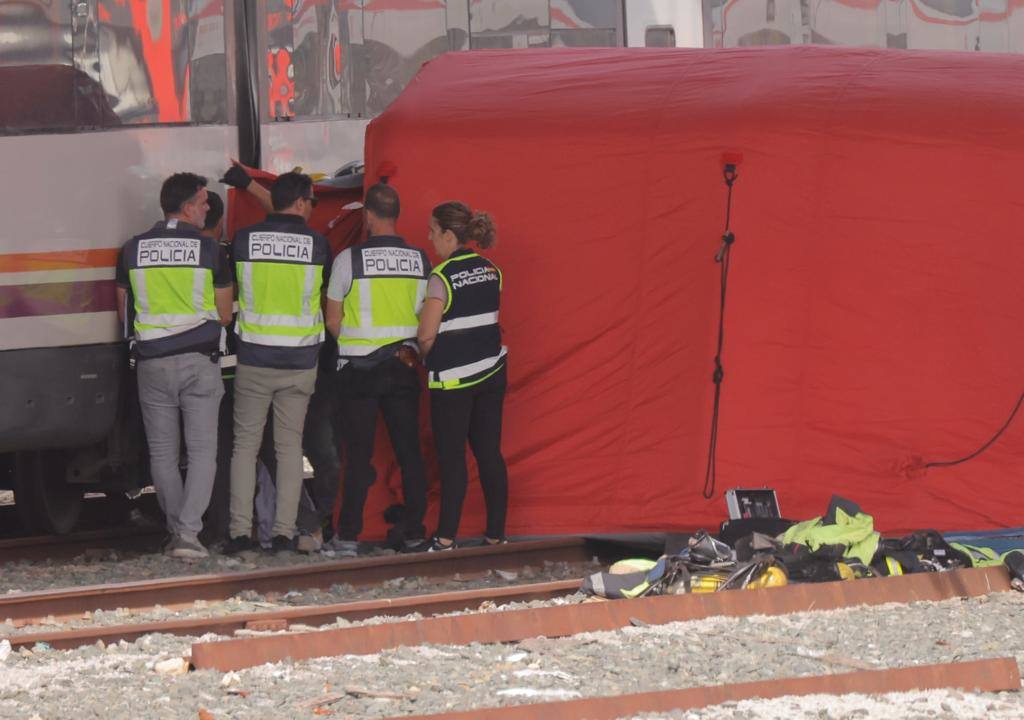 Aparece el cuerpo de Álvaro Prieto entre los vagones de un tren en Sevilla