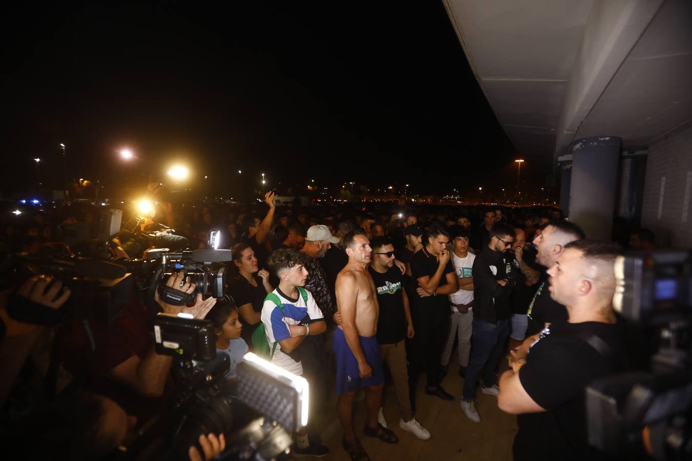 Fotos: emoción, homenaje y cordobesismo en el Arcángel para Álvaro Prieto