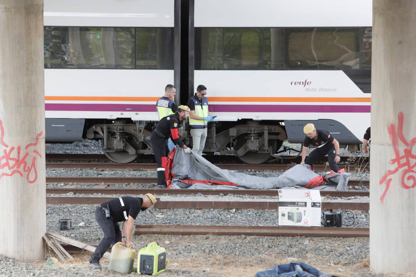Aparece el cuerpo de Álvaro Prieto entre los vagones de un tren en Sevilla