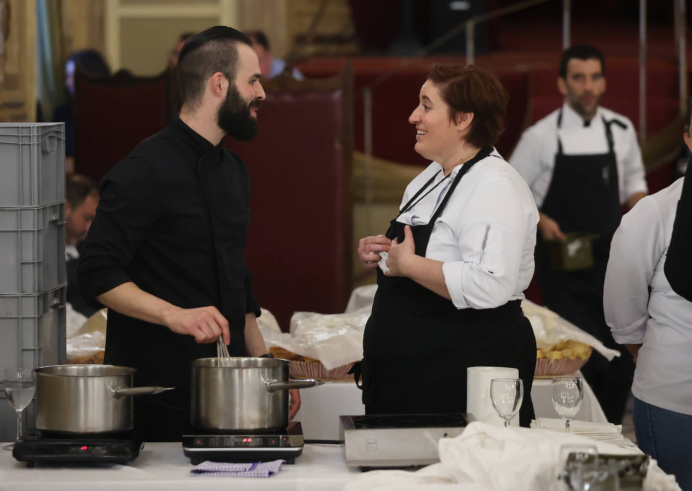 Fotos: La cena de Paco Morales y sus amigos en el Córdoba Califato Gourmet