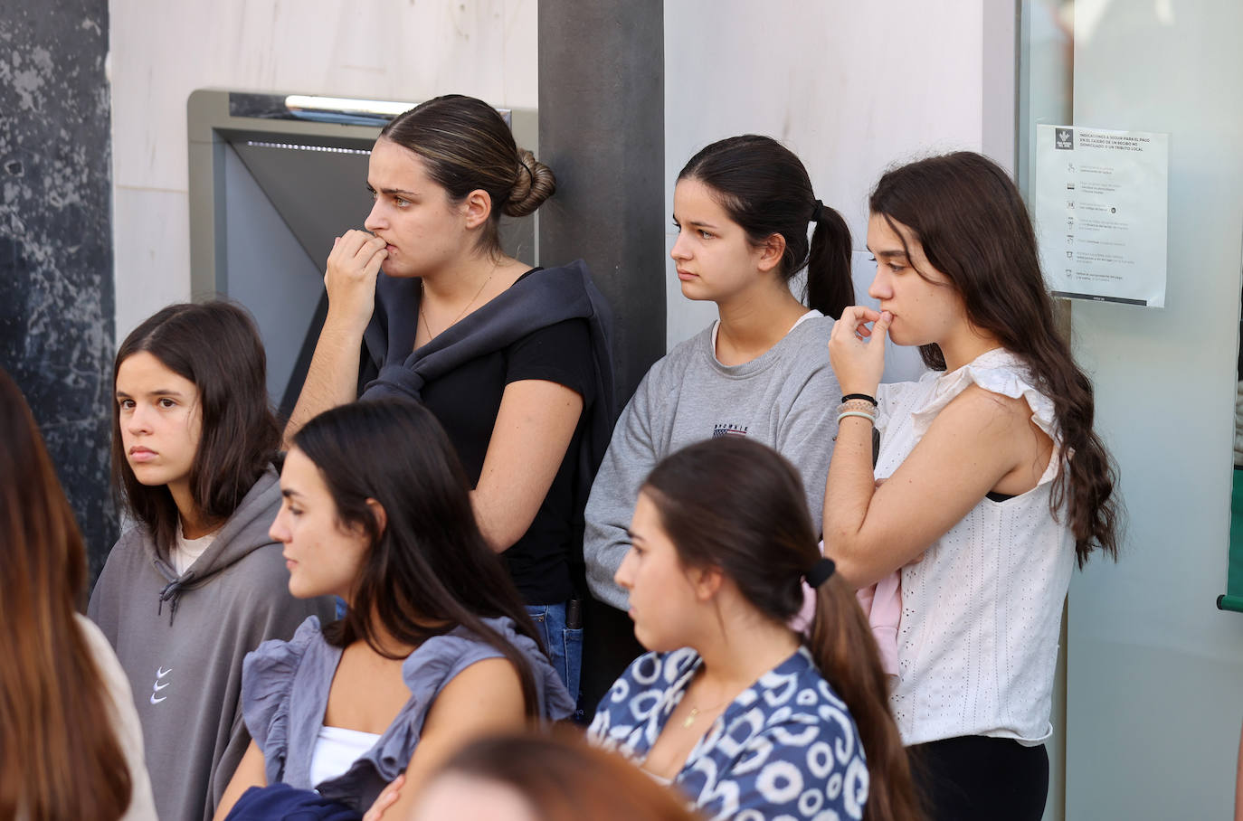 Fotos: Los emotivos minutos de silencio en memoria de Álvaro Prieto
