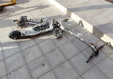 Así quedó el vagón del Metro de Madrid tras explotar la batería de un patinete en un tren en la línea 2