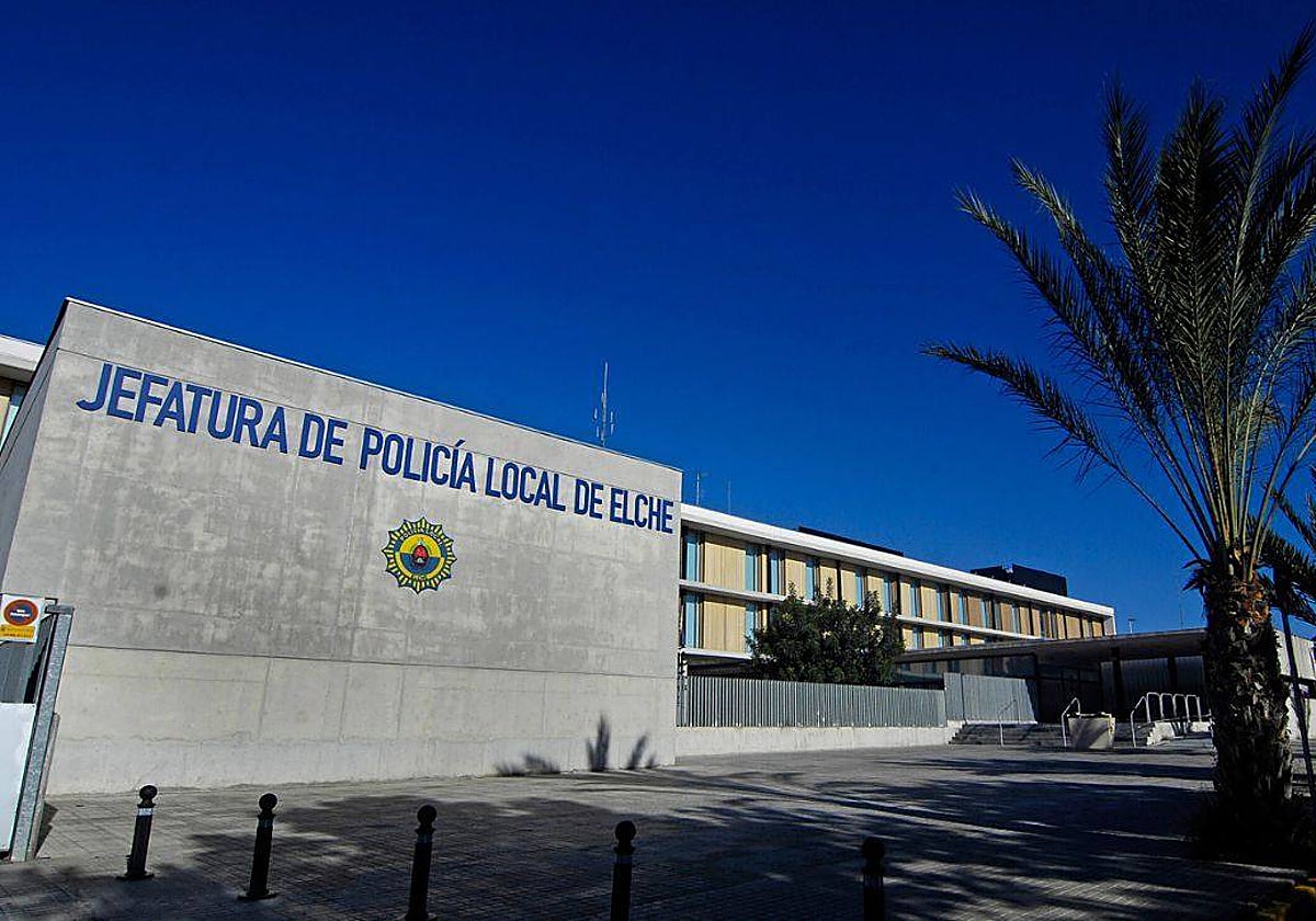 Imagen de la central de la Policía Local de Elche