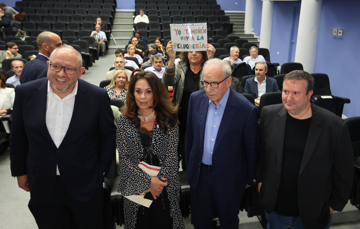 Fotos: Alfonso Guerra presenta su libro &#039;La rosa y las espinas&#039; en Córdoba