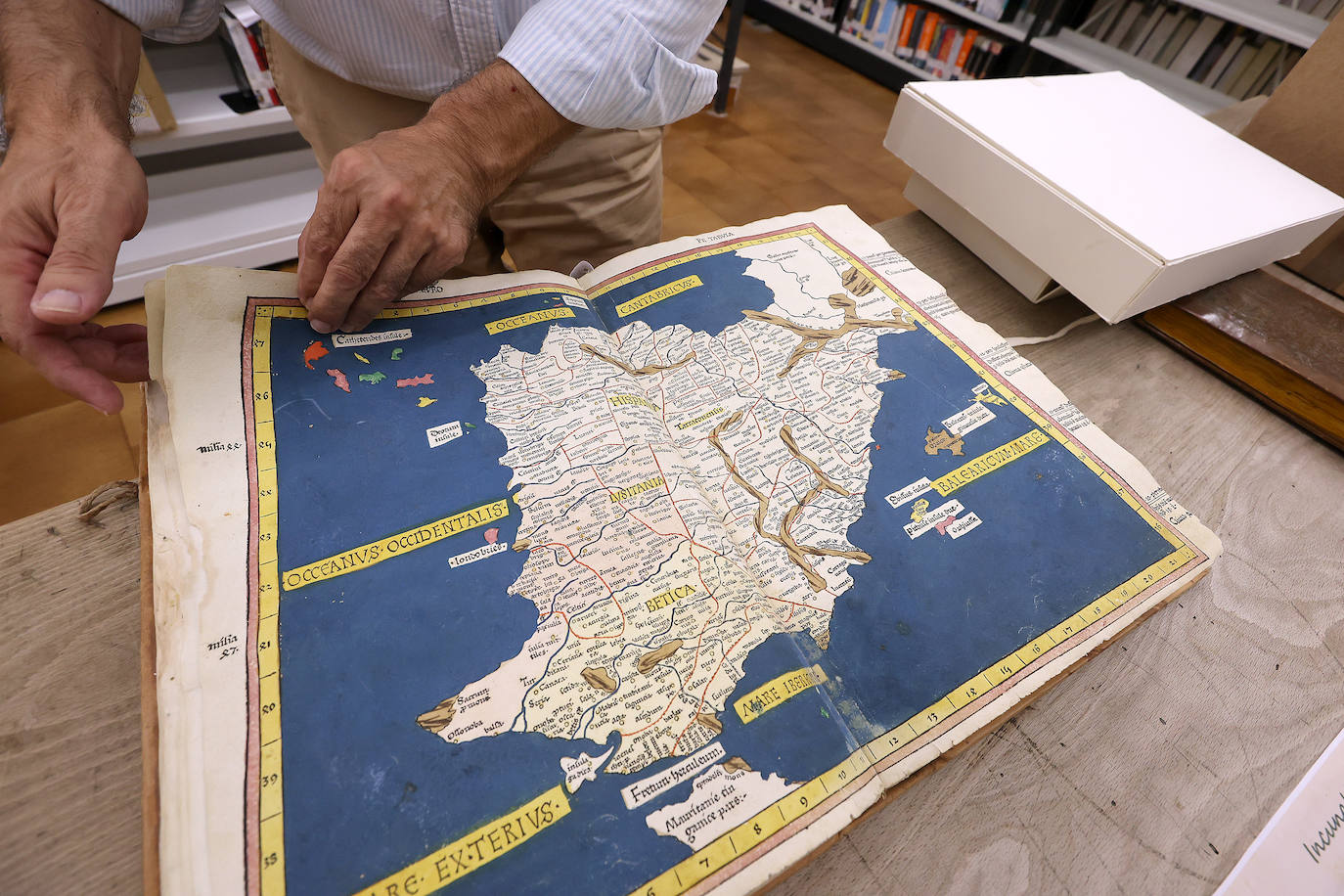 Fotos: La Biblioteca de Córdoba se prepara para el traslado al nuevo edificio