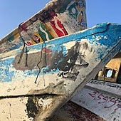 Una concejala de El Hierro bloquea con su propio coche al camión que iba a depositar un cayuco en Arenas Blancas