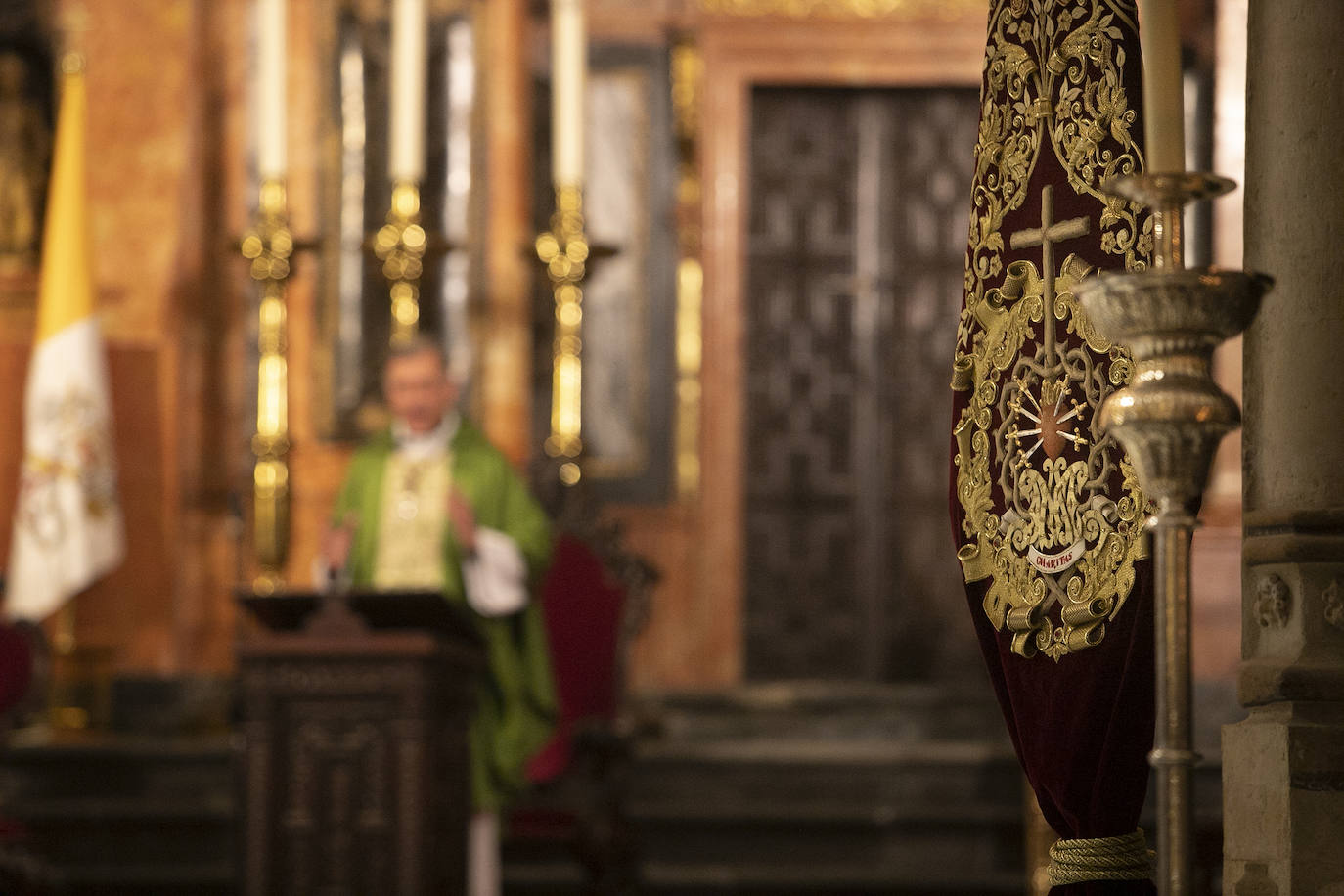 Fotos: La Catedral acoge a la hermandad del Buen Suceso de Córdoba