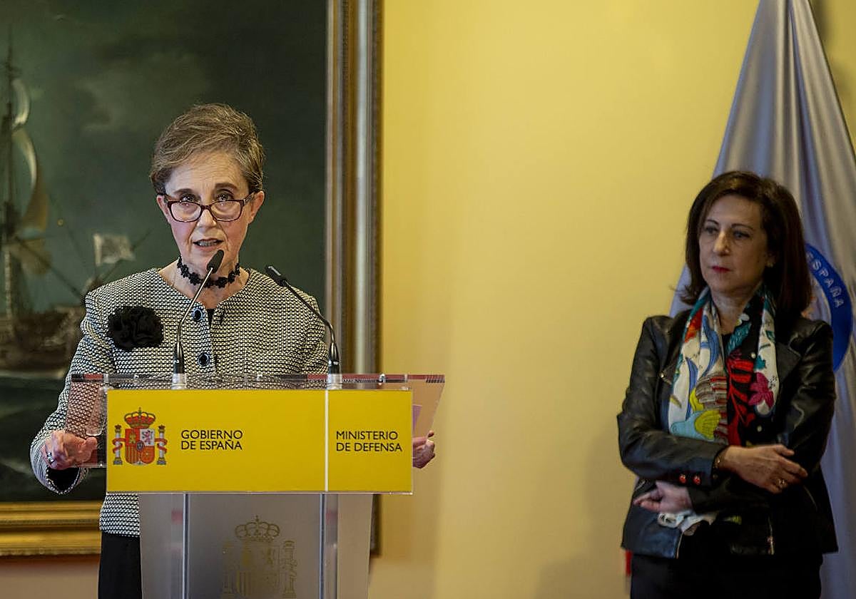 Margarita Robles preside la toma de posesión de Paz Estegan como directora del CNI