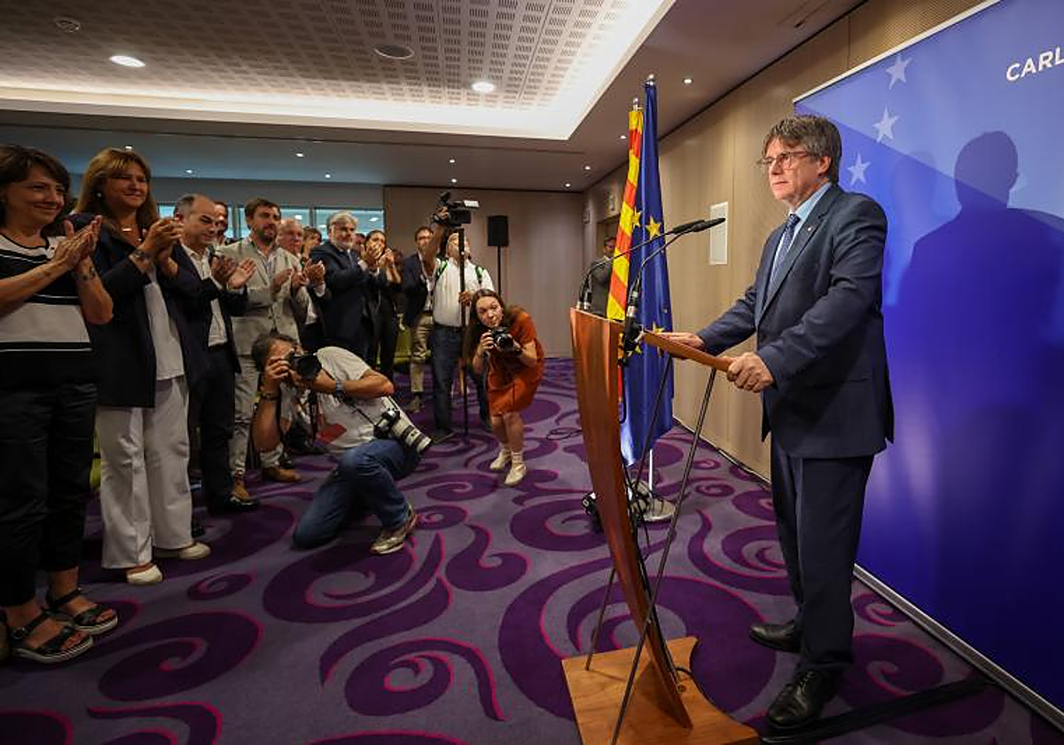 Carles Puigdemont, poco antes de la conferencia que pronunció en Bruselas, el pasado mes, poniendo las condiciones para la investidura de Pedro Sánchez