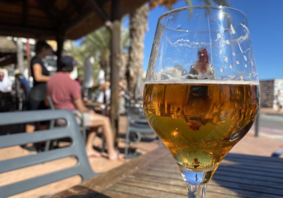 Imagen de archivo tomada en la terraza de un bar ajeno a esta noticia