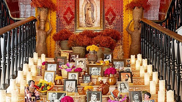 Altar de Muertos en Casa de México