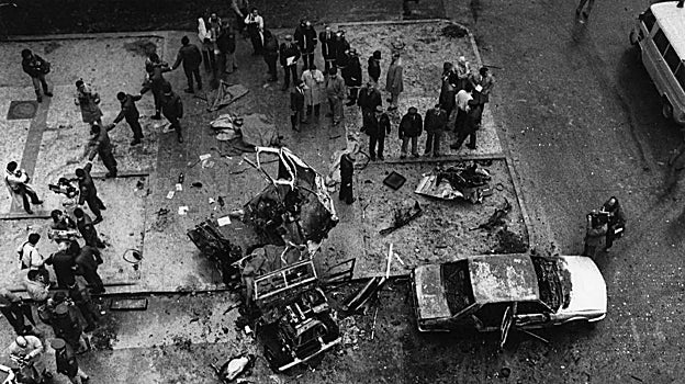 Cinco muertos por un coche bomba de ETA en Madrid en 1986 en la esquina de Juan Bravo con Príncipe de Vergara