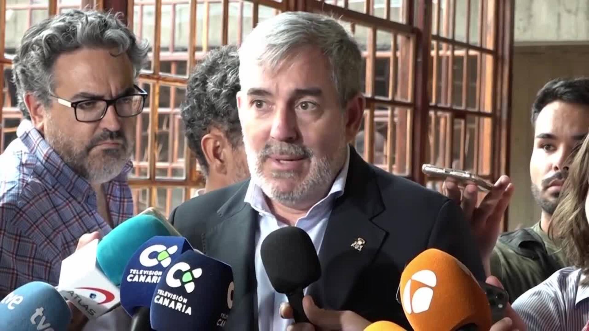 Clavijo avisa de que las ONG &quot;no pueden más&quot; en Canarias