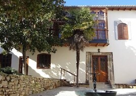 Polémica en Astorga por el «despropósito» del Ayuntamiento de habilitar por Halloween como 'Casa del Terror'  el Museo Panero