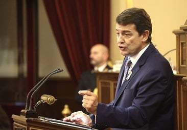 Mañueco califica de «insulto a Cataluña y España» la defensa de Sánchez de la amnistía