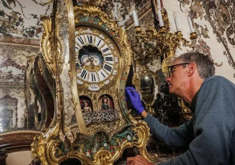 José Antonio Gismera, en la sala Gasparini, cambiando el horario de 'El Pastor'