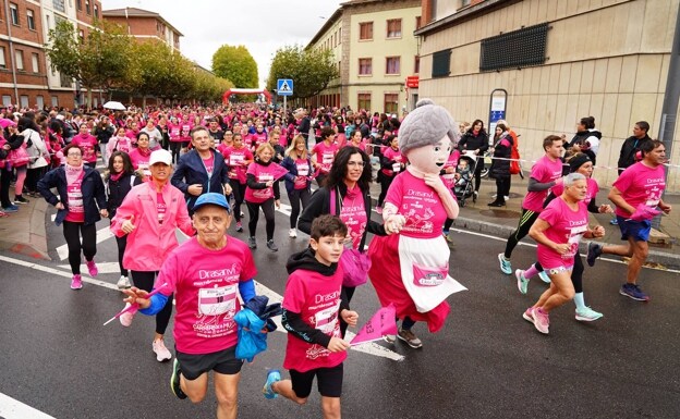 Carrera de mujeres contra el cáncer de mama