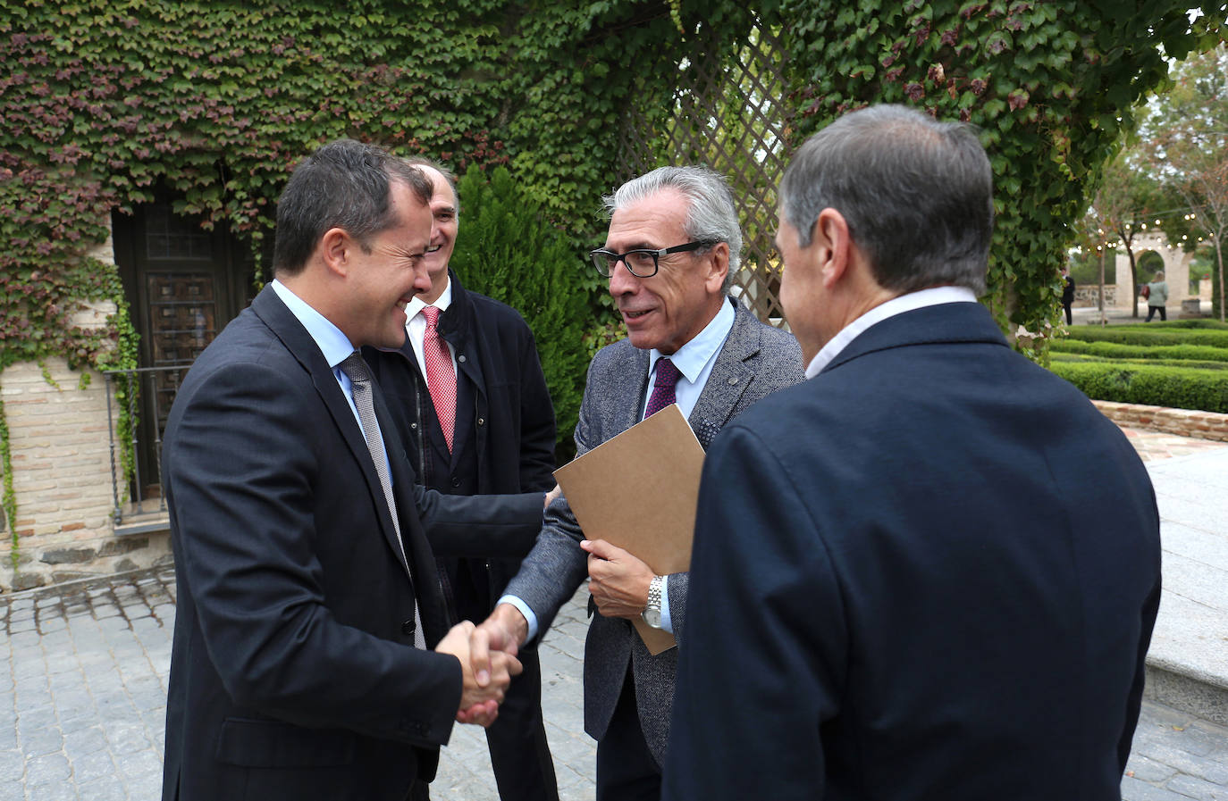 Carlos Velázquez y Antonio González