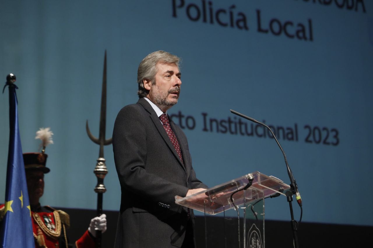 Fotos: La sobria celebración del patrón de la Policía Local de Córdoba