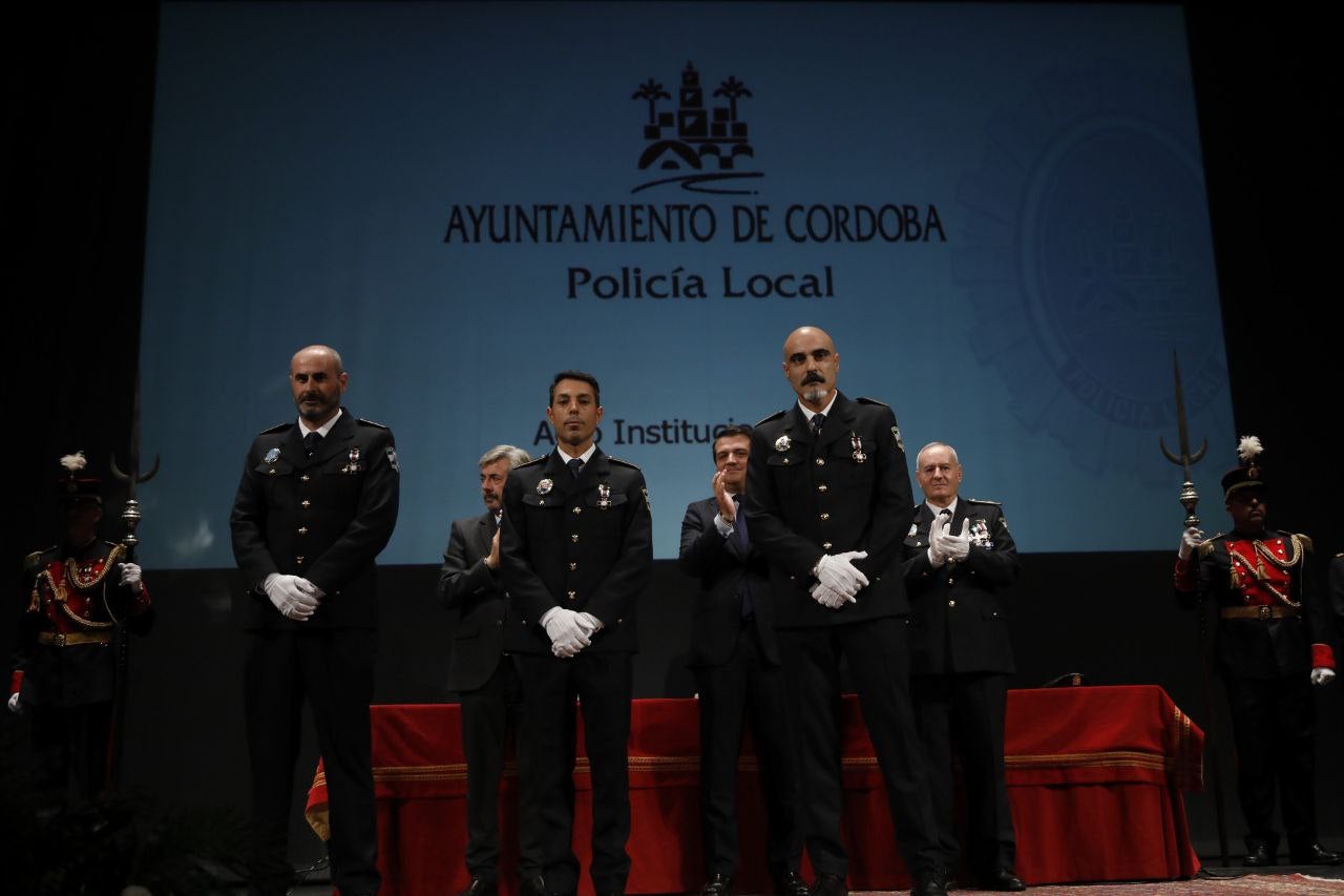 Fotos: La sobria celebración del patrón de la Policía Local de Córdoba