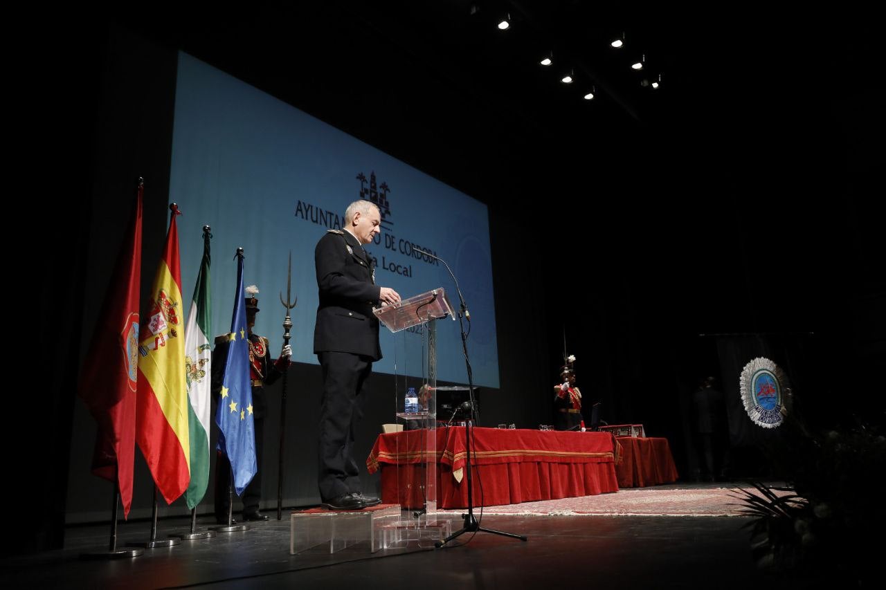Fotos: La sobria celebración del patrón de la Policía Local de Córdoba