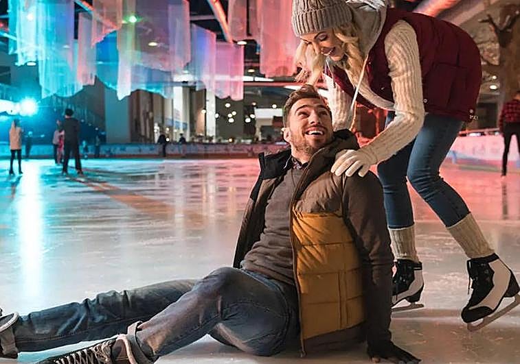 Imagen promocional de Ice Park, invitando a aprender a patinar en su pista