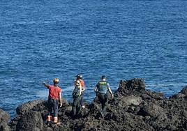 Recuperan el cuerpo de un tripulante desaparecido tras el naufragio de un velero en Lanzarote