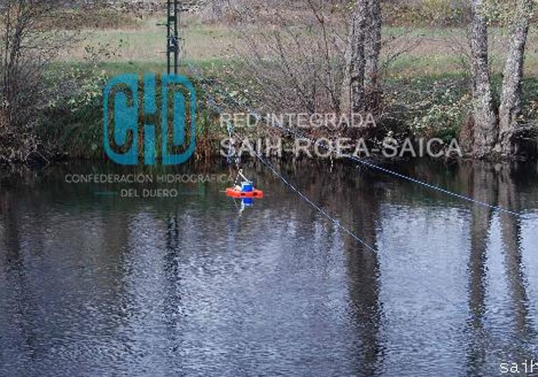 El río Tera a su paso por Puebla de Sanabria en una imagen de archivo