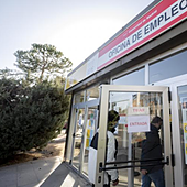 Sube el paro en 3.072 personas en Canarias, un 1,81% más