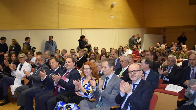 Algunos de los asistentes al acto de celebración del 25 aniversario de la facultad