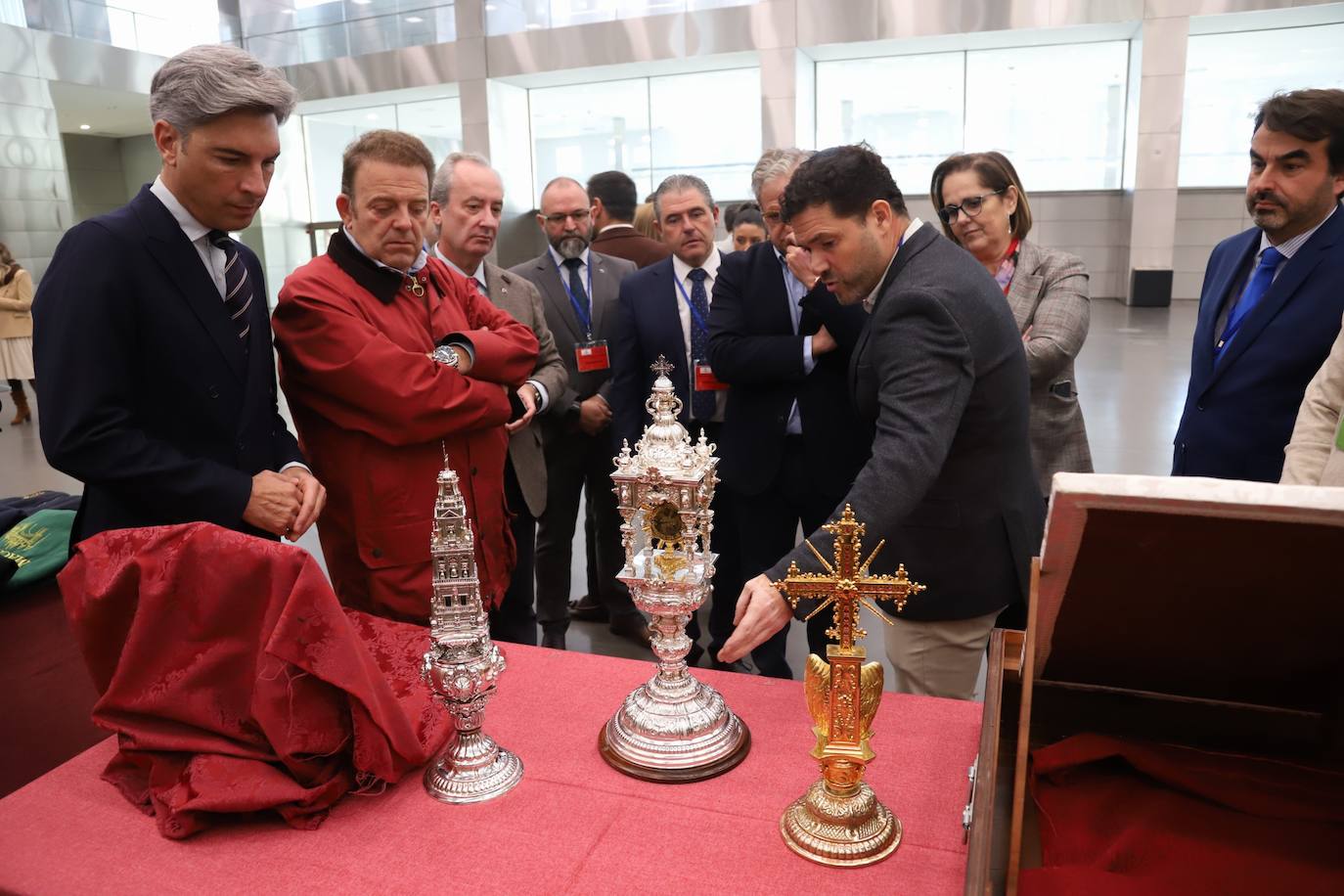 Fotos: el atractivo encuentro empresarial cofrade en Córdoba