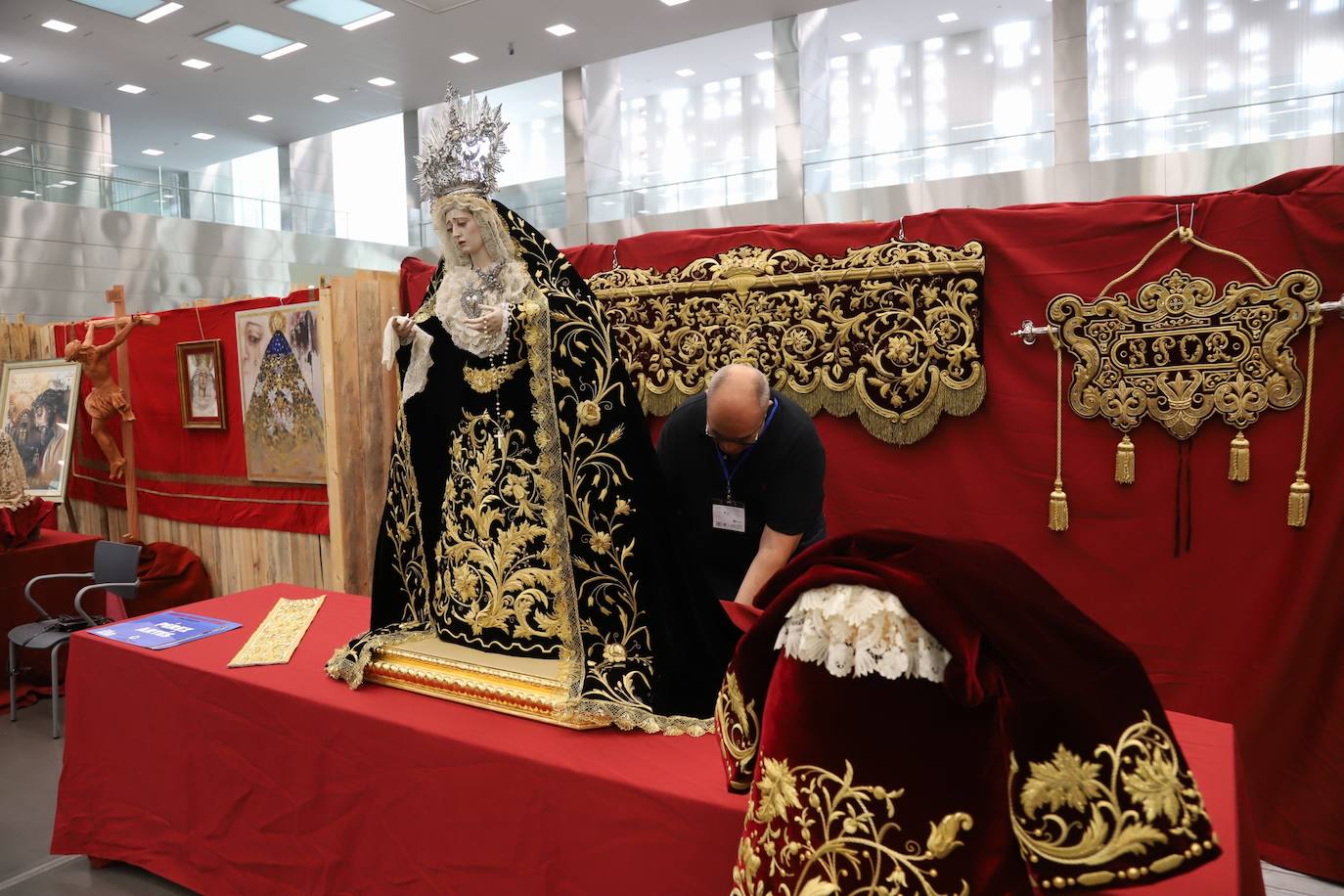 Fotos: el atractivo encuentro empresarial cofrade en Córdoba