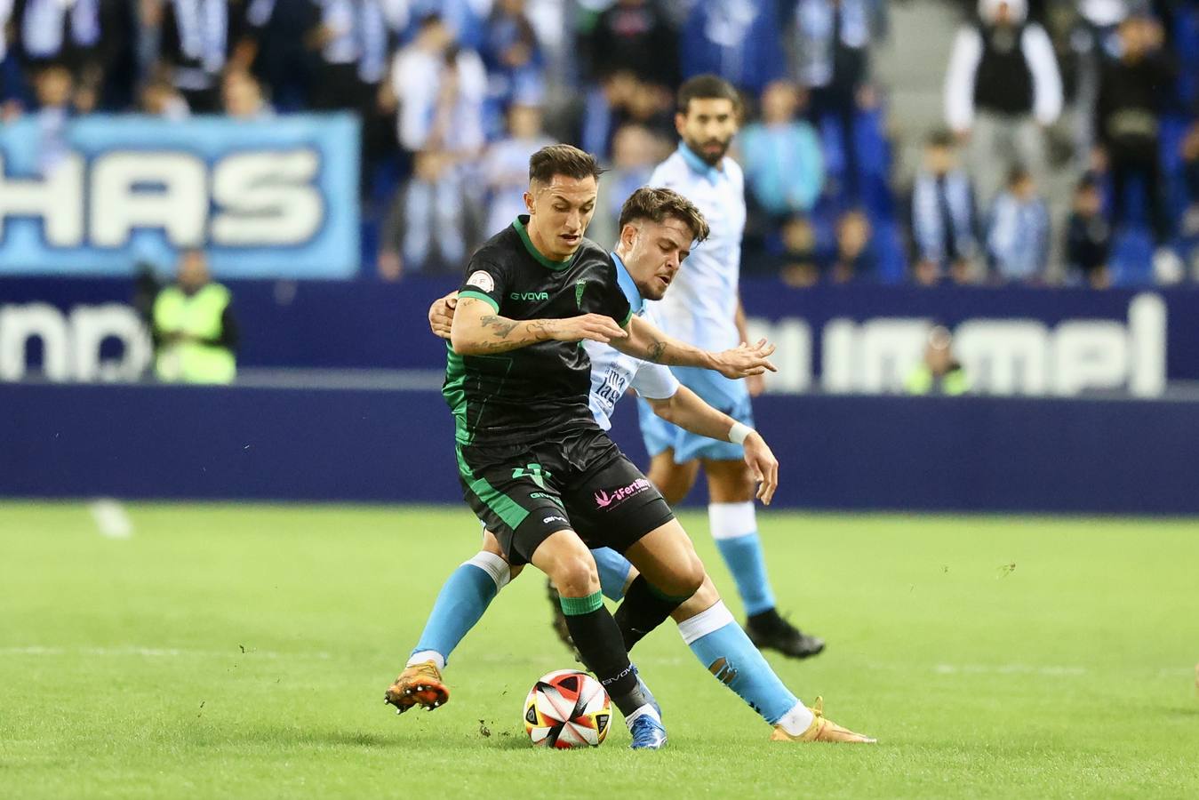 Fotos: emoción, pasión en las gradas, buen juego... el empate del Córdoba CF que supo a poco