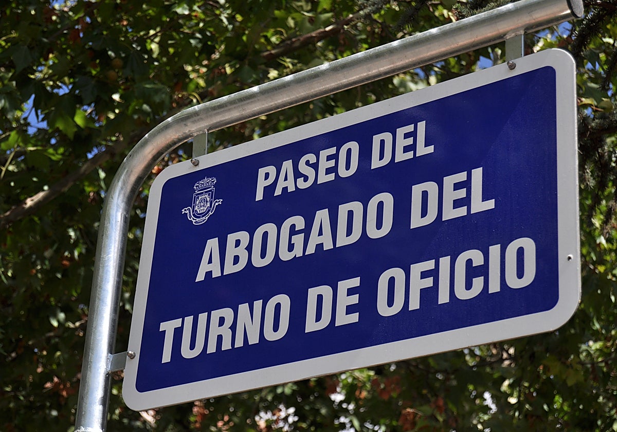 Paseo dedicado a los abogados del turno de oficio en Ciudad Real capital