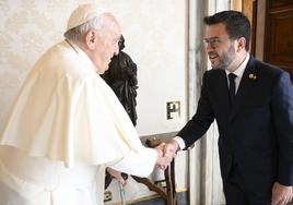 El Papa evita hablar de la amnistía e invita a Aragonès al «diálogo para llegar a acuerdos»