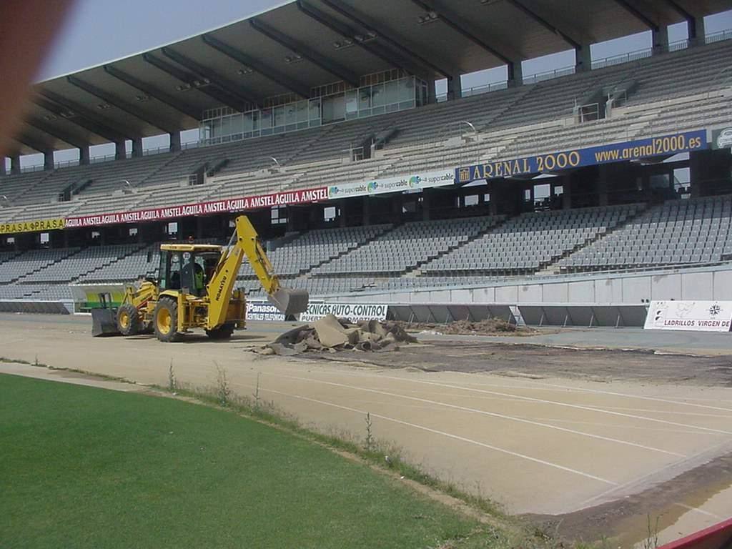 Las fotos más impactantes de los 30 años de historia del estadio El Arcángel