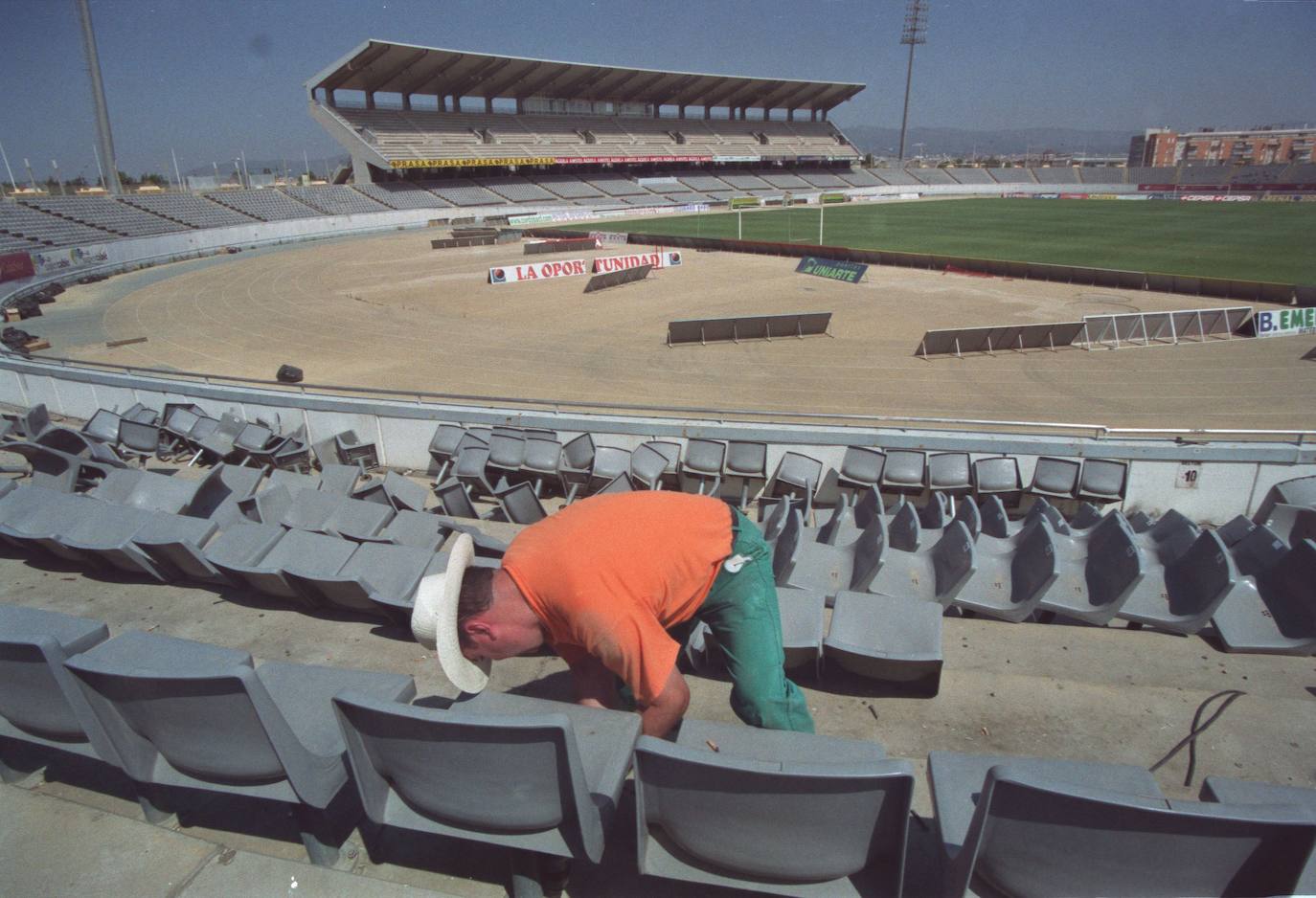 Las fotos más impactantes de los 30 años de historia del estadio El Arcángel