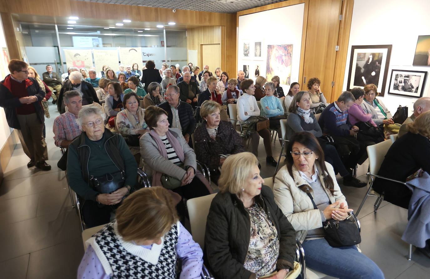 Fotos: la presentación en Córdoba de la última novela de Antonio Pérez Henares