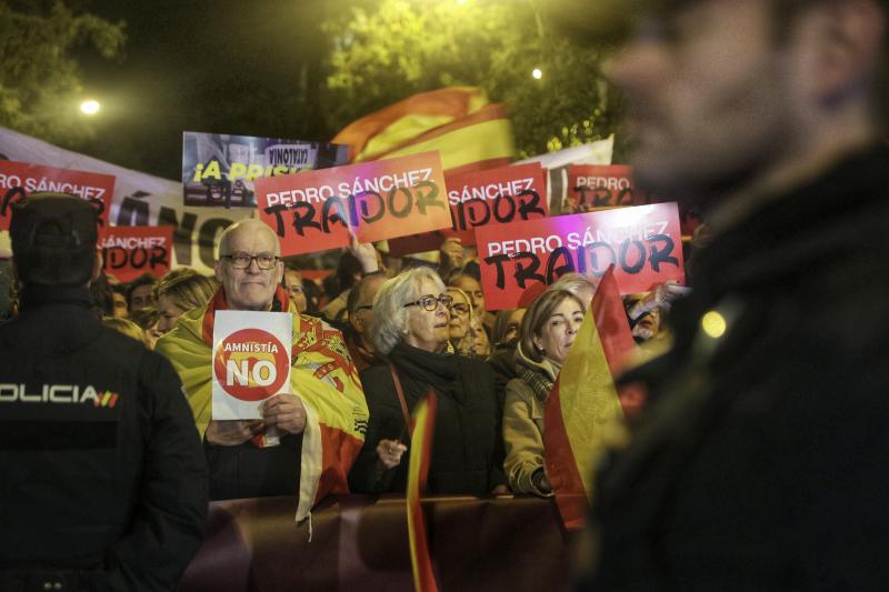 Concentración en Ferraz (Madrid) contra la ley de la amnistía