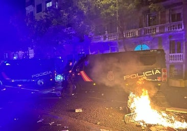 Las concentraciones contra la amnistía en las sedes socialistas, en imágenes