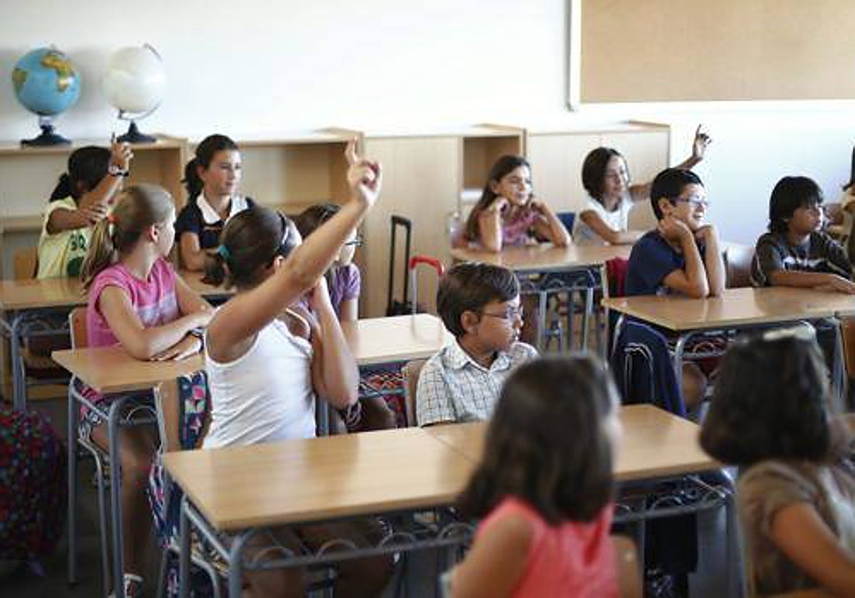 El Gobierno aprueba 330 millones para nuevas plazas 0-3 años, de FP y la escolarización de niños ucranianos