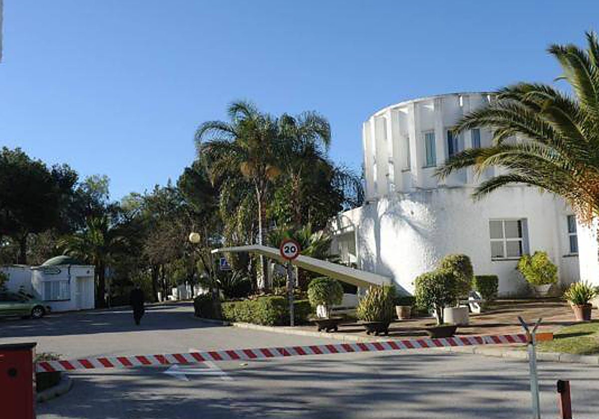 Accesos a la residencia de tiempo libre de Marbella