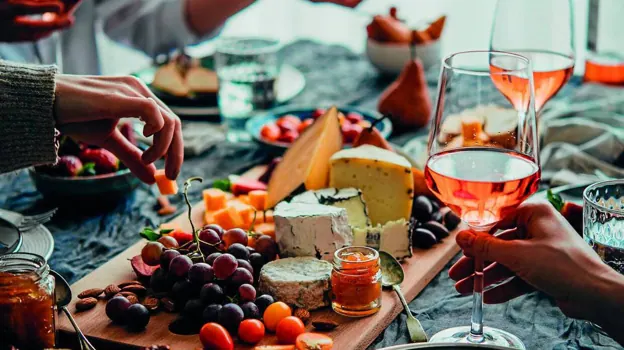 Vino y gastronomía, el maridaje perfecto para descubrir nuevos sabores