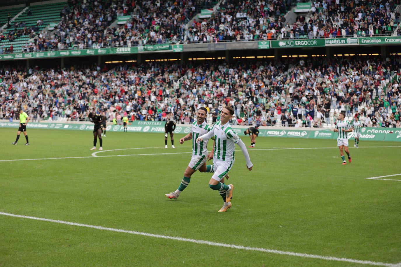 Fotos: el trepidante empate del Córdoba ante el Ceuta