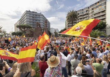 Miles de personas confirman un rechazo multitudinario a la amnistía en Canarias