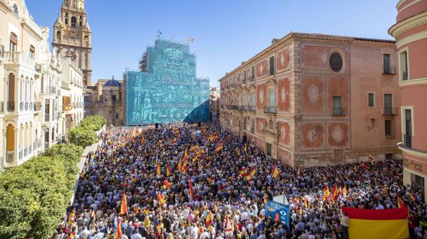 Las cifras de asistencia a las manifestaciones contra la amnistía en cada capital de España, según el PP y el Gobierno