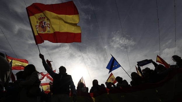 Las cifras de asistencia a las manifestaciones contra la amnistía en cada capital de España, según el PP y el Gobierno