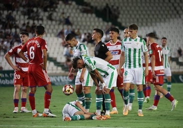 El Córdoba CF, frente a su particular muro de los filiales