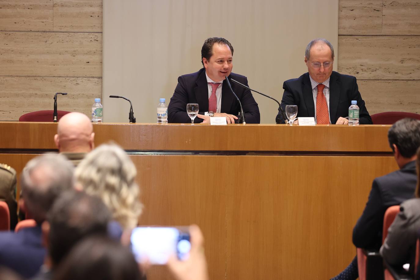 Fotos: Córdoba y la Base Logística del Ejército buscan inversores en Málaga