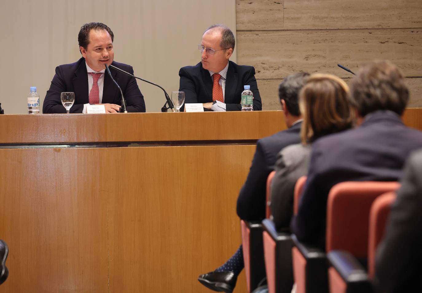 Fotos: Córdoba y la Base Logística del Ejército buscan inversores en Málaga